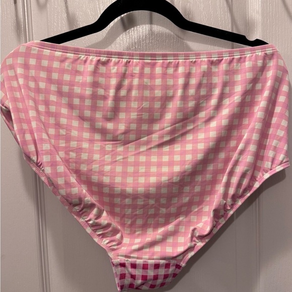 Draper James Pink and White Gingham Swimwear with Square Neckline - Picture 5 of 6